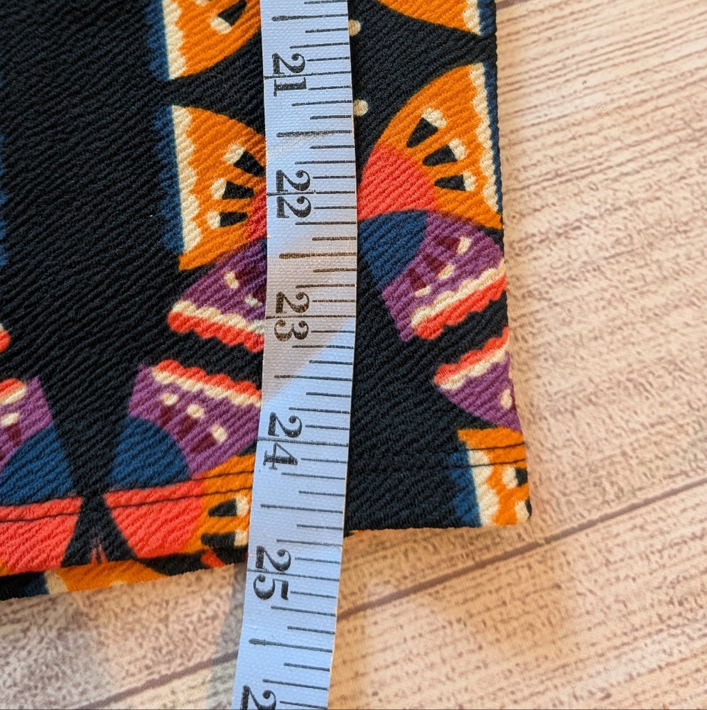 LulaRoe Cassie Pencil Skirt With Butterfly Pattern. Size XL - Picture 8 of 8